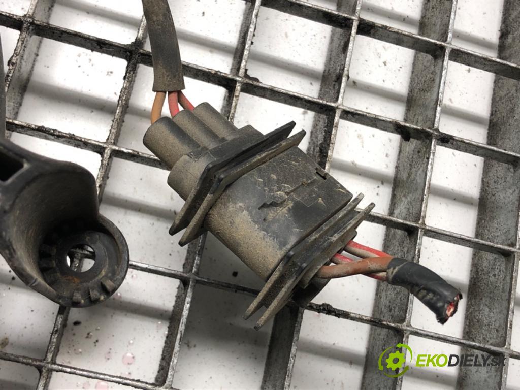 SKODA FABIA II (542) 2006 - 2014    1.4 TDI 59 kW [80 KM] olej napędowy 2007 - 2010  Ventilátor chladiča  (Ventilátory)