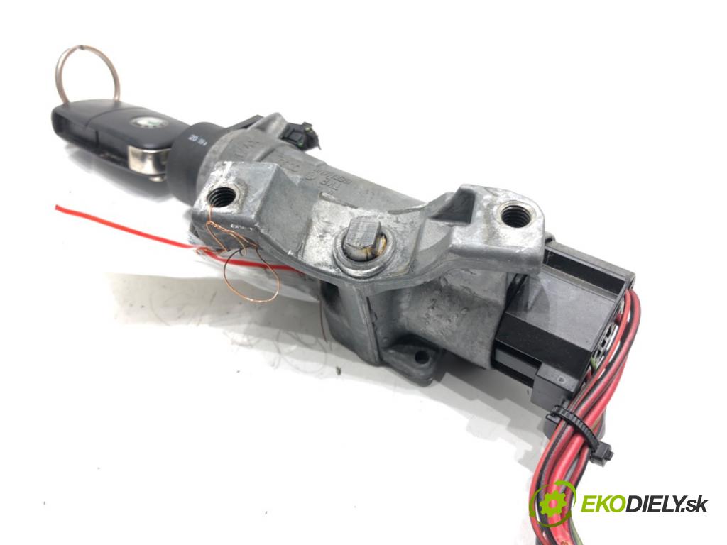 SKODA FABIA II (542) 2006 - 2014    1.4 TDI 59 kW [80 KM] olej napędowy 2007 - 2010  spinačka 4B0905851C (Spínacie skrinky a kľúče)