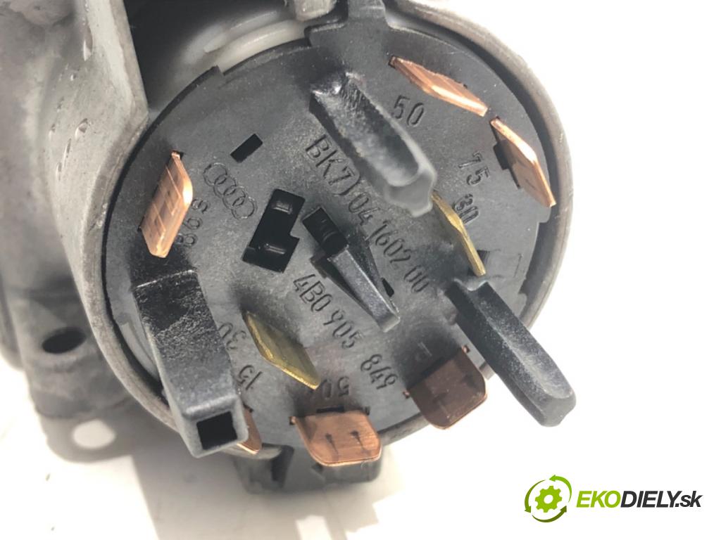 SKODA FABIA II (542) 2006 - 2014    1.4 TDI 59 kW [80 KM] olej napędowy 2007 - 2010  spinačka 4B0905851C (Spínacie skrinky a kľúče)