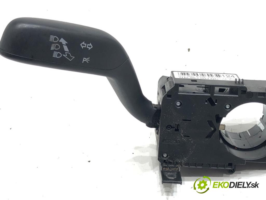 SKODA FABIA II (542) 2006 - 2014    1.4 TDI 59 kW [80 KM] olej napędowy 2007 - 2010  Prepínač kombinovaný 7H0953503GC (Prepínače, spínače, tlačidlá a ovládače kúrenia)
