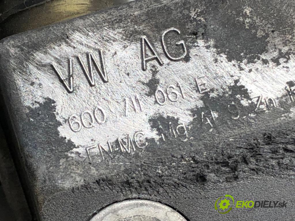 SKODA FABIA II (542) 2006 - 2014    1.4 TDI 59 kW [80 KM] olej napędowy 2007 - 2010  Kulisa 6Q0711061E (Rýchlostné páky / kulisy)