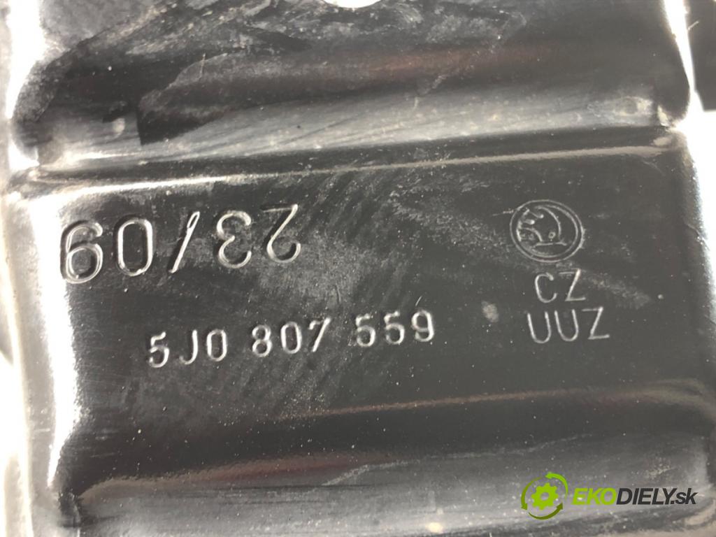 SKODA FABIA II (542) 2006 - 2014    1.4 TDI 59 kW [80 KM] olej napędowy 2007 - 2010  Výstuha nárazníka predný 5J0807559 (Výstuhy predné)