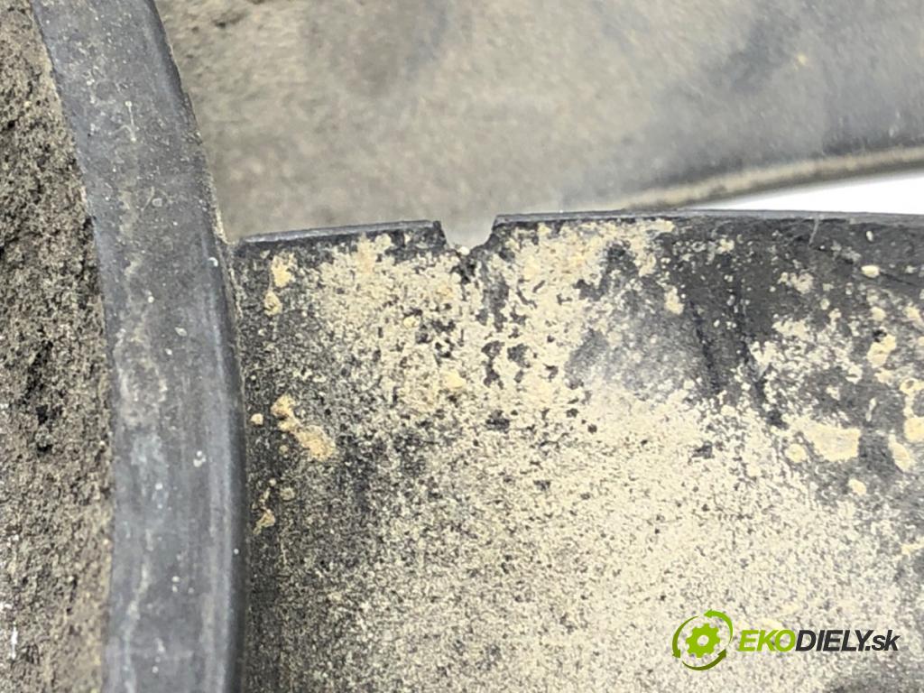 AUDI A4 B5 (8D2) 1994 - 2001    1.9 TDI 66 kW [90 KM] olej napędowy 1995 - 2000  Ventilátor chladiča  (Ventilátory)