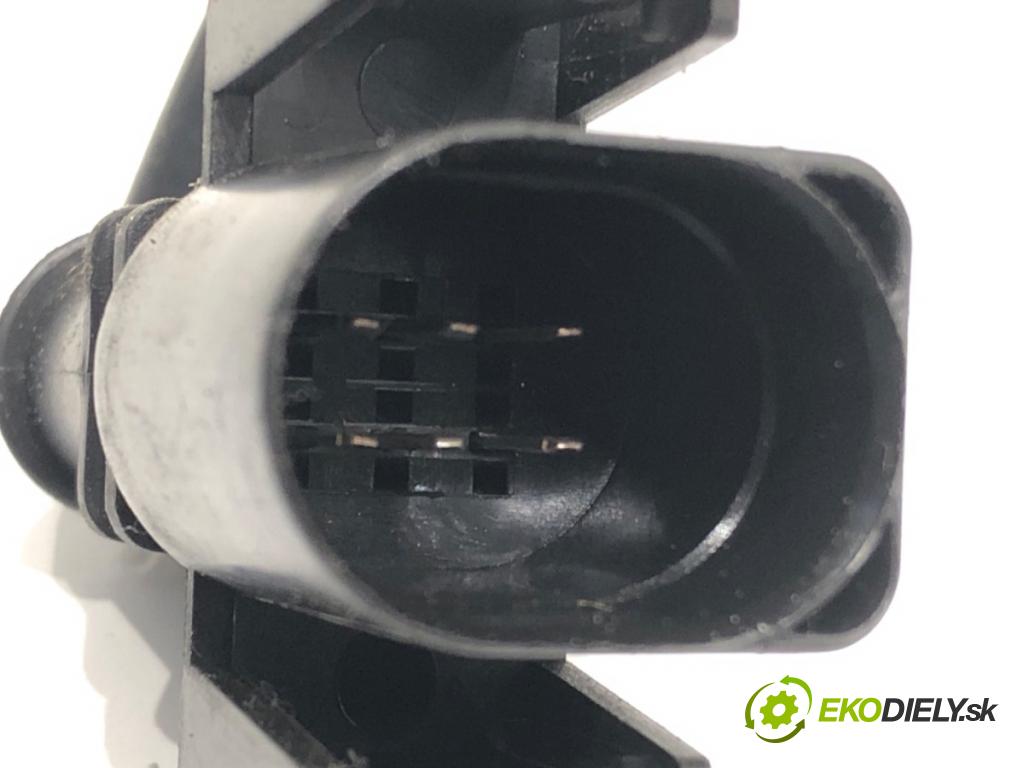 AUDI A4 B5 (8D2) 1994 - 2001    1.9 TDI 66 kW [90 KM] olej napędowy 1995 - 2000  Potenciometer plynu 0205001032 (Pedále)