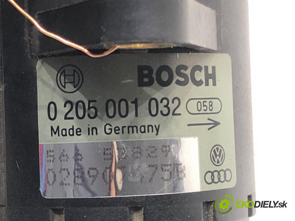AUDI A4 B5 (8D2) 1994 - 2001    1.9 TDI 66 kW [90 KM] olej napędowy 1995 - 2000  Potenciometer plynu 0205001032 (Pedále)