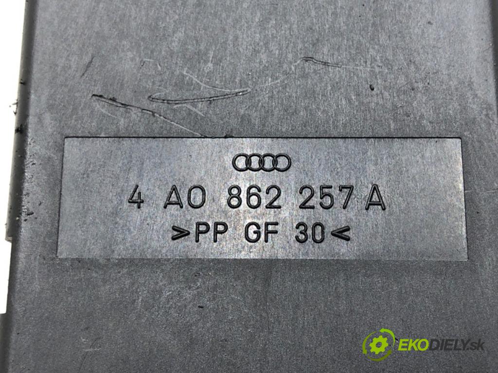 AUDI A4 B5 (8D2) 1994 - 2001    1.9 TDI 66 kW [90 KM] olej napędowy 1995 - 2000  pumpa centrálneho zámku 4A0862257A (Riadiace jednotky centrálneho zámku)