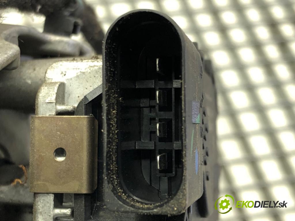 OPEL ASTRA K Sports Tourer (B16) 2015 - 2022    1.6 CDTi (35) 81 kW [110 KM] olej napędowy 2015 - 2022  Mechanizmus stieračov predný 1137328870 (Motorčeky stieračov predné)