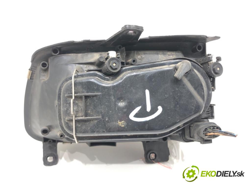 VW POLO (6N2) 1999 - 2001    1.4 TDI 55 kW [75 KM] olej napędowy 1999 - 2001  Svetlomet pravy predný