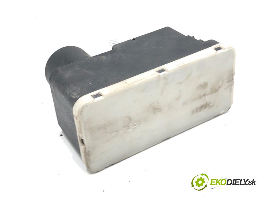 VW POLO (6N2) 1999 - 2001    1.4 TDI 55 kW [75 KM] olej napędowy 1999 - 2001  pumpa centrálneho zámku 1H0962257D (Riadiace jednotky centrálneho zámku)