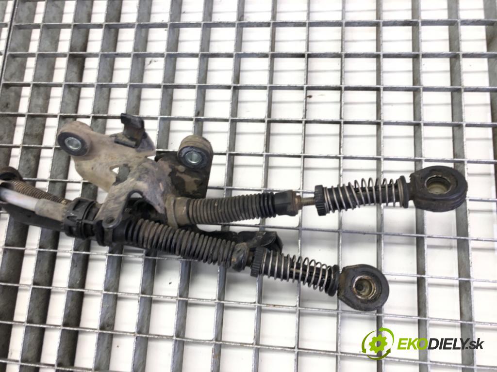 VW POLO (6N2) 1999 - 2001    1.4 TDI 55 kW [75 KM] olej napędowy 1999 - 2001  Kulisa  (Rýchlostné páky / kulisy)