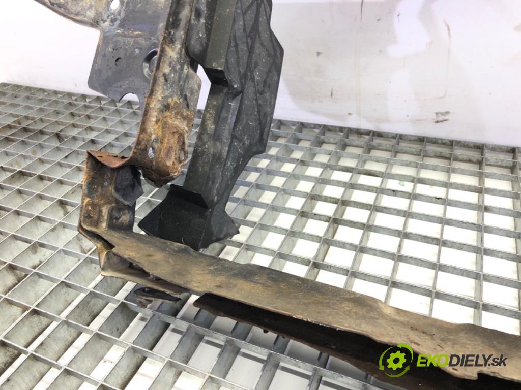 SKODA OCTAVIA I (1U2) 1996 - 2010    1.9 TDI 66 kW [90 KM] olej napędowy 1996 - 2010  držák přední část 1U0805565 (Výztuhy přední)