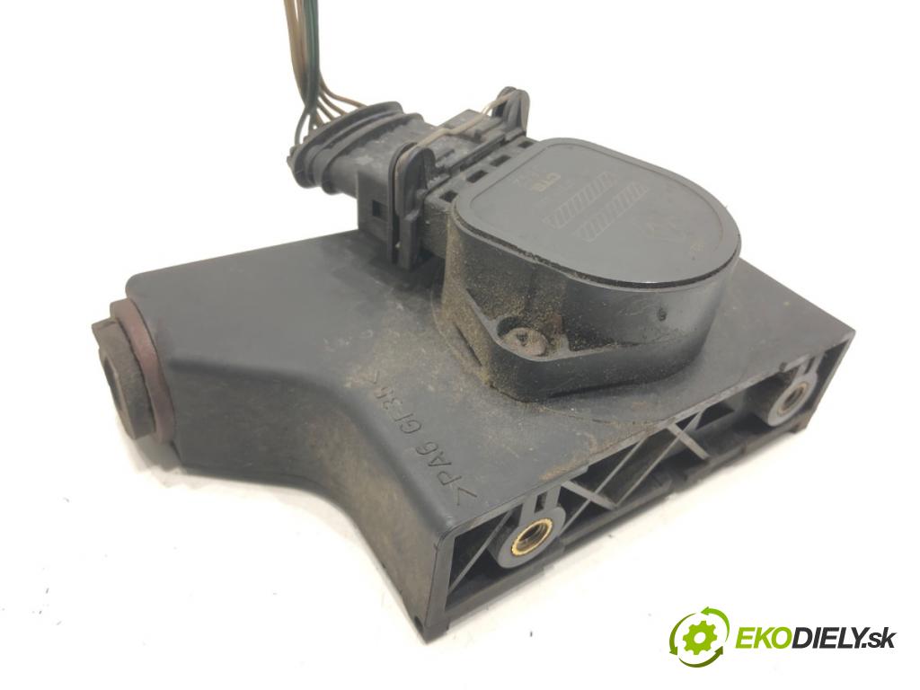 RENAULT SCÉNIC I nadwozie wielkoprzestrzenne (MPV) (JA0/1_, FA0_) 1999 - 2010    1.9 dCi (JA05, JA1F) 75 kW [102 KM] olej napędowy 1999 - 2003  Potenciometer plynu  (Pedále)