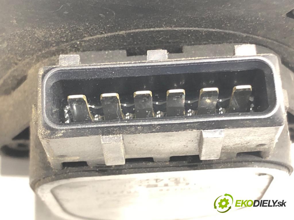 RENAULT SCÉNIC I nadwozie wielkoprzestrzenne (MPV) (JA0/1_, FA0_) 1999 - 2010    1.9 dCi (JA05, JA1F) 75 kW [102 KM] olej napędowy 1999 - 2003  Potenciometer plynu  (Pedále)