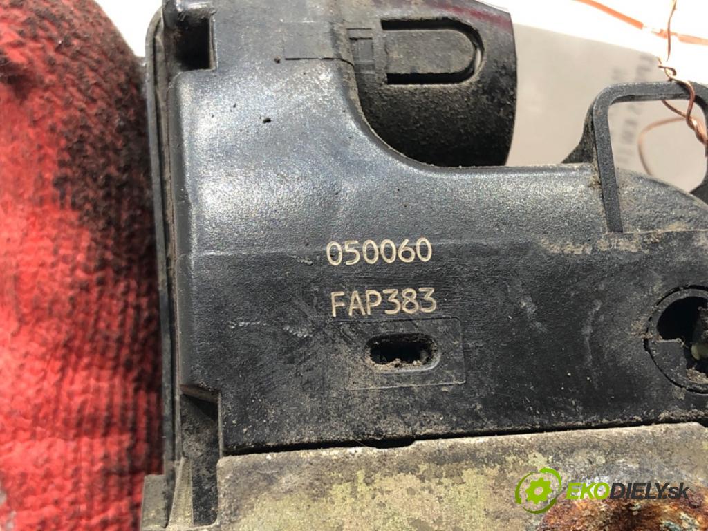 NISSAN PRIMERA (P12) 2002 - 2022    1.8 LPG 85 kW [115 KM] Benzyna / gaz samochodowy (LPG) 2002 - 2022  zámok dveře pravý přední část