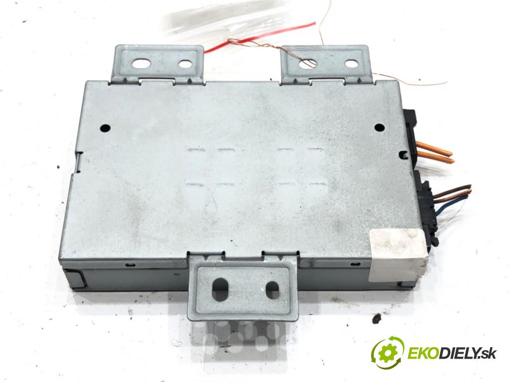 MERCEDES-BENZ KLASA C (W204) 2007 - 2015    C 180 CGI (204.031) 115 kW [156 KM] benzyna 2008 - 2014  Zosilňovač A2049015902 (Zosilňovače)