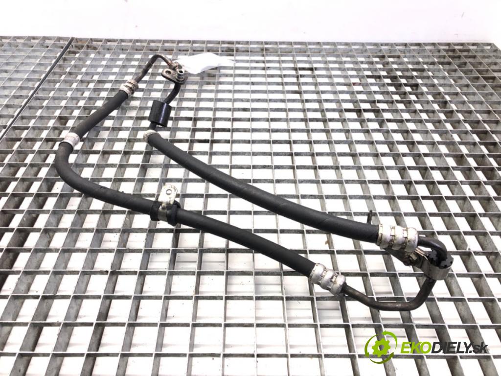 MERCEDES-BENZ KLASA C (W204) 2007 - 2015    C 180 CGI (204.031) 115 kW [156 KM] benzyna 2008 - 2014  hadica servočerpadlo  (Rúrky, hadice servočerpadla)