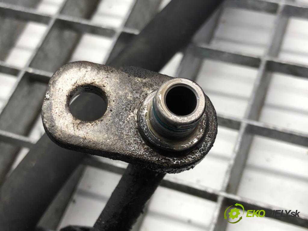 MERCEDES-BENZ KLASA C (W204) 2007 - 2015    C 180 CGI (204.031) 115 kW [156 KM] benzyna 2008 - 2014  hadica servočerpadlo  (Rúrky, hadice servočerpadla)