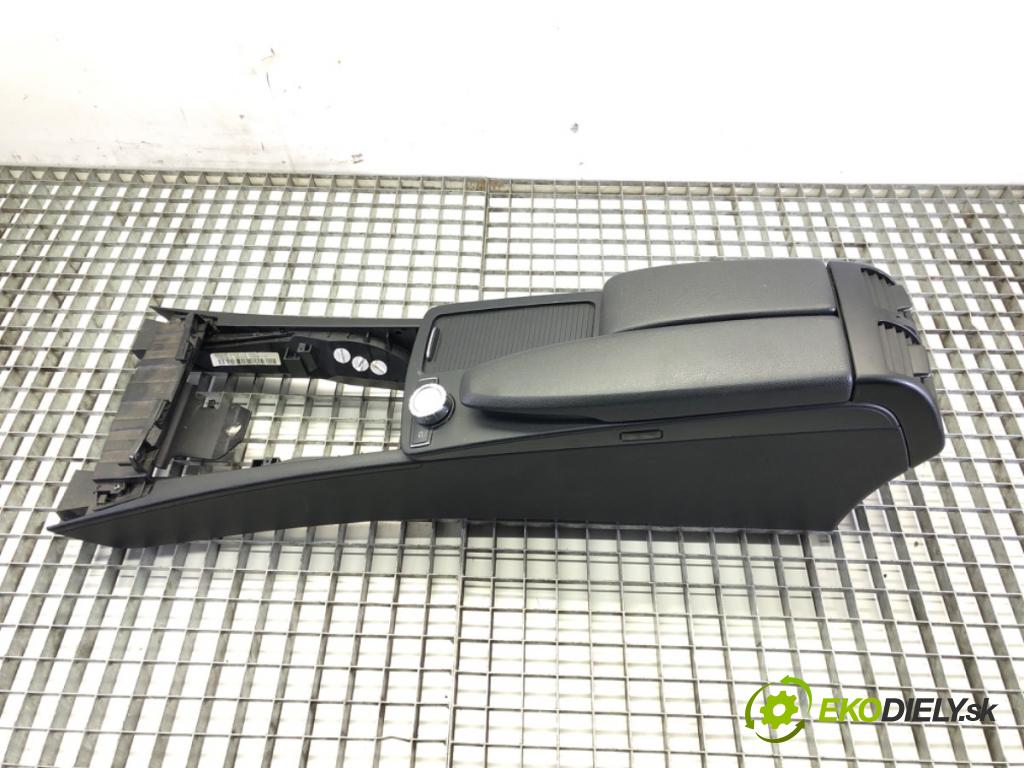 MERCEDES-BENZ KLASA C (W204) 2007 - 2015    C 180 CGI (204.031) 115 kW [156 KM] benzyna 2008 - 2014  Tunel stredový  (Stredový tunel / panel)