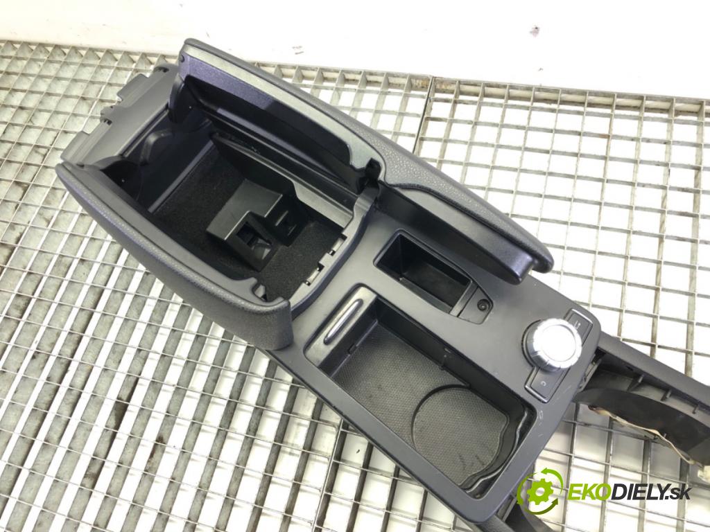 MERCEDES-BENZ KLASA C (W204) 2007 - 2015    C 180 CGI (204.031) 115 kW [156 KM] benzyna 2008 - 2014  Tunel stredový  (Stredový tunel / panel)