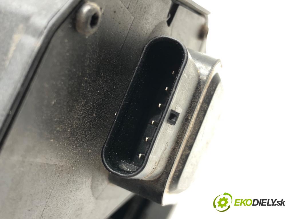 MERCEDES-BENZ KLASA C (W204) 2007 - 2015    C 180 CGI (204.031) 115 kW [156 KM] benzyna 2008 - 2014  Potenciometer plynu A2043000004 (Pedále)