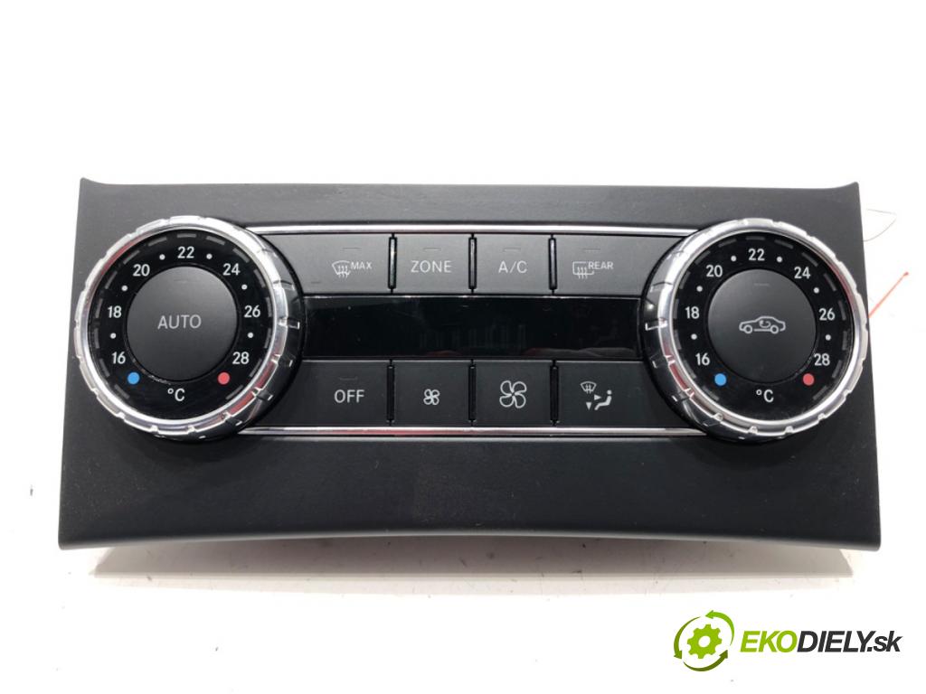 MERCEDES-BENZ KLASA C (W204) 2007 - 2015    C 180 CGI (204.031) 115 kW [156 KM] benzyna 2008 - 2014  Panel ovládania kúrenia A2049003803 (Prepínače, spínače, tlačidlá a ovládače kúrenia)