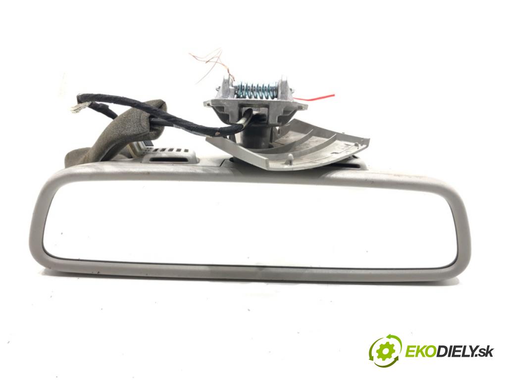 MERCEDES-BENZ KLASA C (W204) 2007 - 2015    C 180 CGI (204.031) 115 kW [156 KM] benzyna 2008 - 2014  zpětné zrcátko vnitřní  (Světla vnitřní)