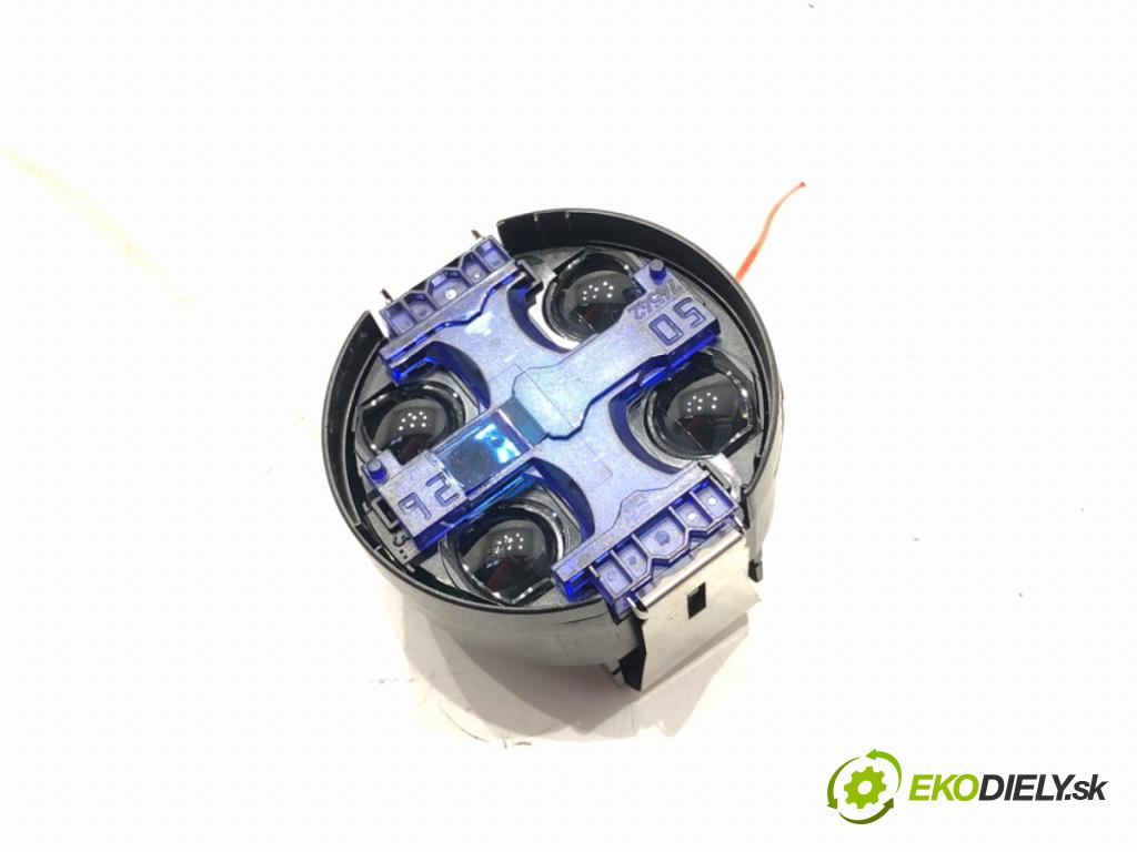 MERCEDES-BENZ KLASA C (W204) 2007 - 2015    C 180 CGI (204.031) 115 kW [156 KM] benzyna 2008 - 2014  Snímač dažďa A2049017801 (Snímače dažďa)