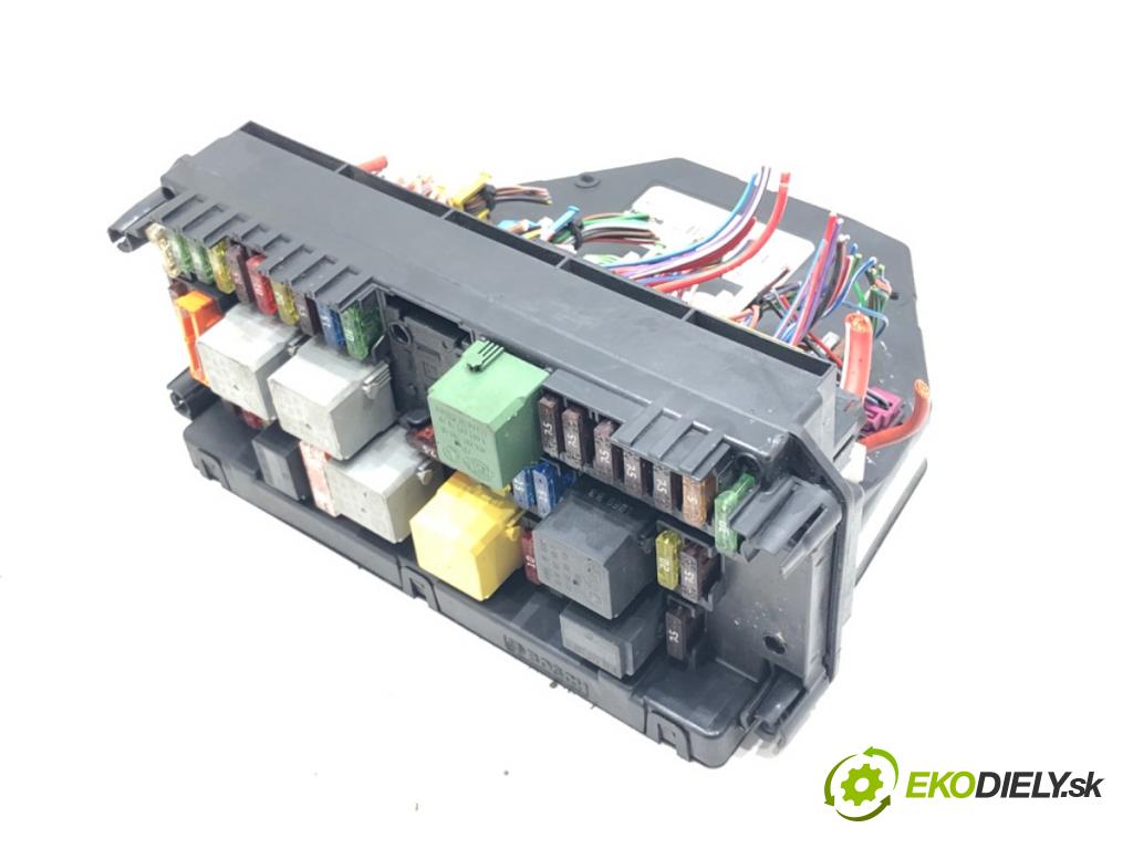 MERCEDES-BENZ KLASA C (W204) 2007 - 2015    C 180 CGI (204.031) 115 kW [156 KM] benzyna 2008 - 2014  Modul SAM A2129005712 (Ostatné)