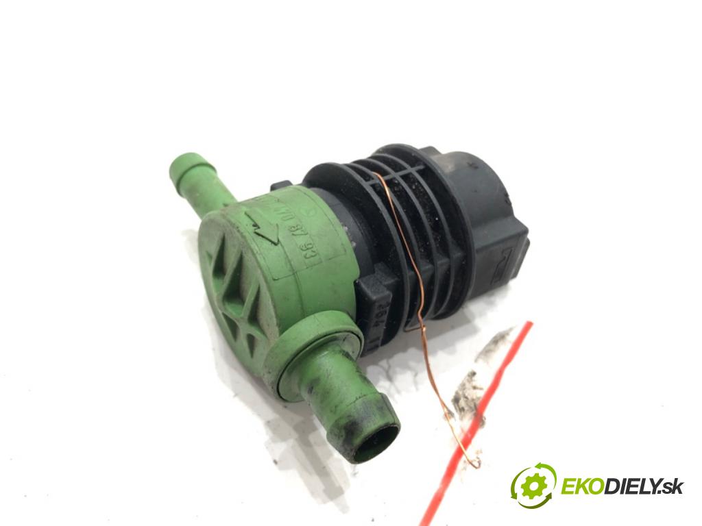 MERCEDES-BENZ KLASA C (W204) 2007 - 2015    C 180 CGI (204.031) 115 kW [156 KM] benzyna 2008 - 2014  Magnetický ventil vody A0004708793 (Ostatné)