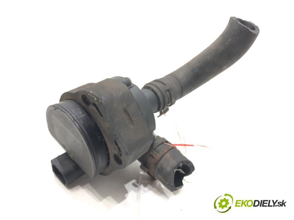 MERCEDES-BENZ KLASA C (W204) 2007 - 2015    C 180 CGI (204.031) 115 kW [156 KM] benzyna 2008 - 2014  DALŠÍ: pumpa vody A2118350028 (Vodní pumpy)