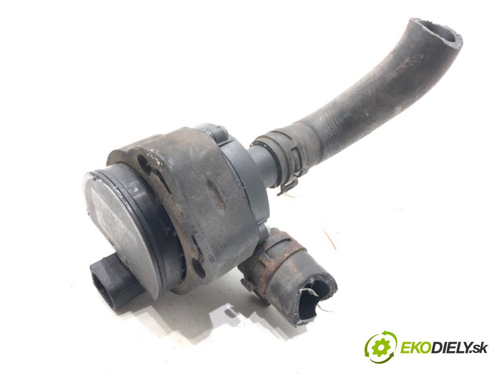 MERCEDES-BENZ KLASA C (W204) 2007 - 2015    C 180 CGI (204.031) 115 kW [156 KM] benzyna 2008 - 2014  DALŠÍ: pumpa vody A2118350028 (Vodní pumpy)