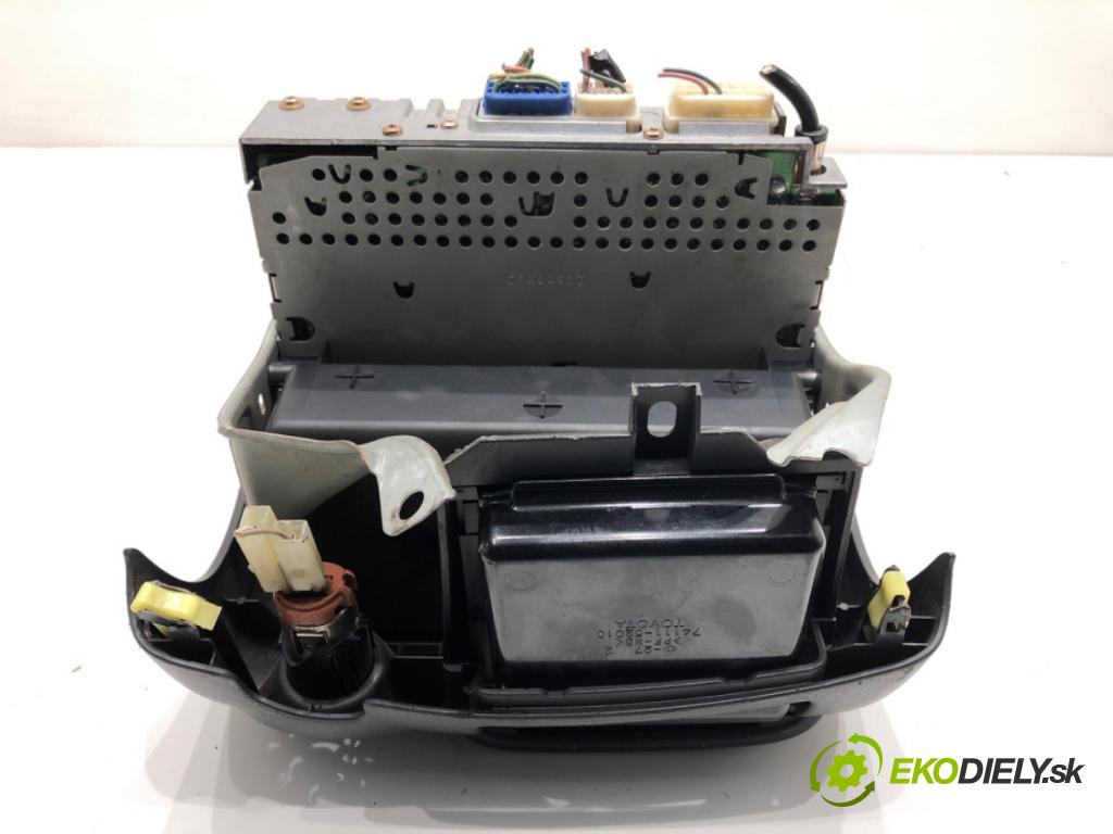TOYOTA YARIS (_P1_) 1999 - 2005    1.0 (SCP10_) 50 kW [68 KM] benzyna 1999 - 2005  RADIO  (Audio zariadenia)