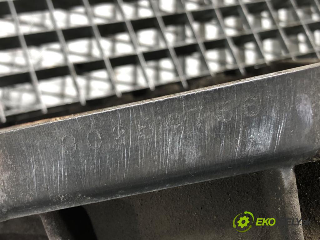 TOYOTA YARIS (_P1_) 1999 - 2005    1.0 (SCP10_) 50 kW [68 KM] benzyna 1999 - 2005  Prevodovka  (Prevodovky)