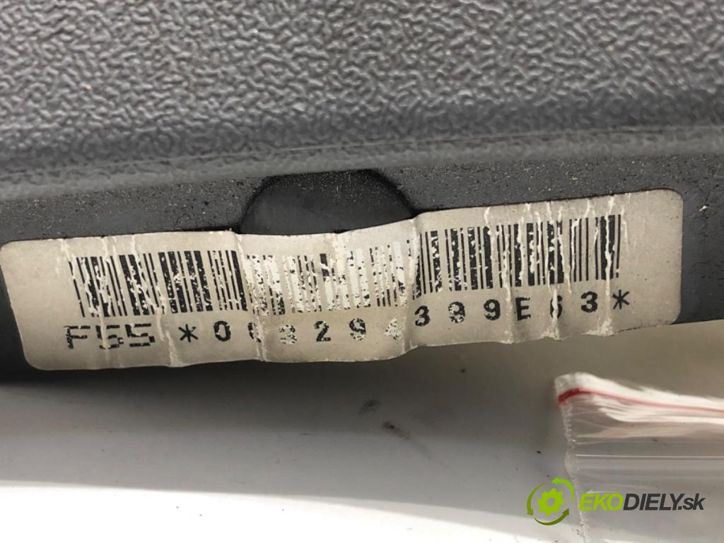 TOYOTA YARIS (_P1_) 1999 - 2005    1.0 (SCP10_) 50 kW [68 KM] benzyna 1999 - 2005  AirBag volantu  (Airbagy)