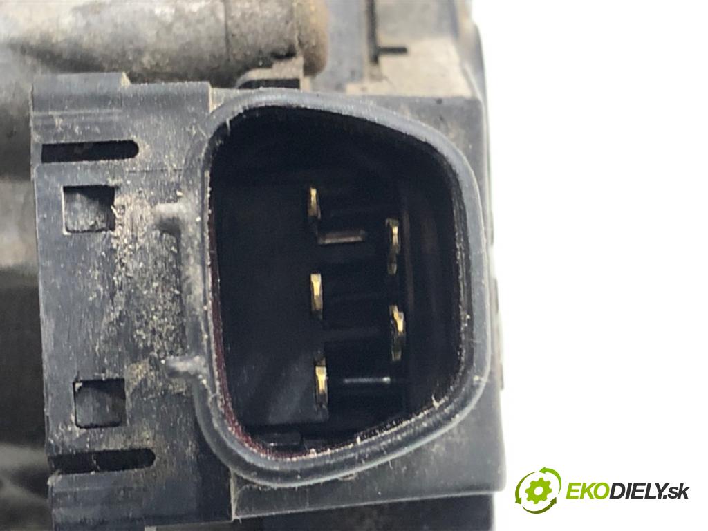 TOYOTA YARIS (_P1_) 1999 - 2005    1.0 (SCP10_) 50 kW [68 KM] benzyna 1999 - 2005  Mechanizmus stieračov predný 85110-52010 (Motorčeky stieračov predné)