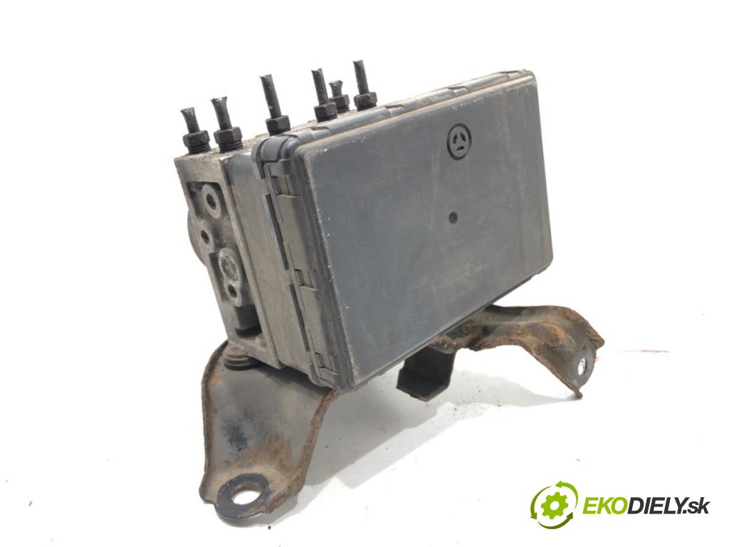 TOYOTA COROLLA Verso (_E12_) 2001 - 2007    2.0 D-4D (CDE120_) 66 kW [90 KM] olej napędowy 2002 - 2004  Pumpa ABS 44510-13070 (Pumpy ABS)