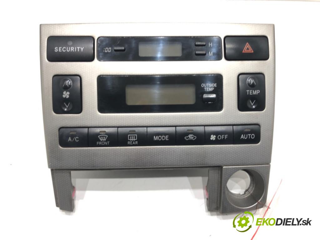 TOYOTA COROLLA Verso (_E12_) 2001 - 2007    2.0 D-4D (CDE120_) 66 kW [90 KM] olej napędowy 2002 - 2004  Panel ovládania kúrenia 55930-13030 (Prepínače, spínače, tlačidlá a ovládače kúrenia)