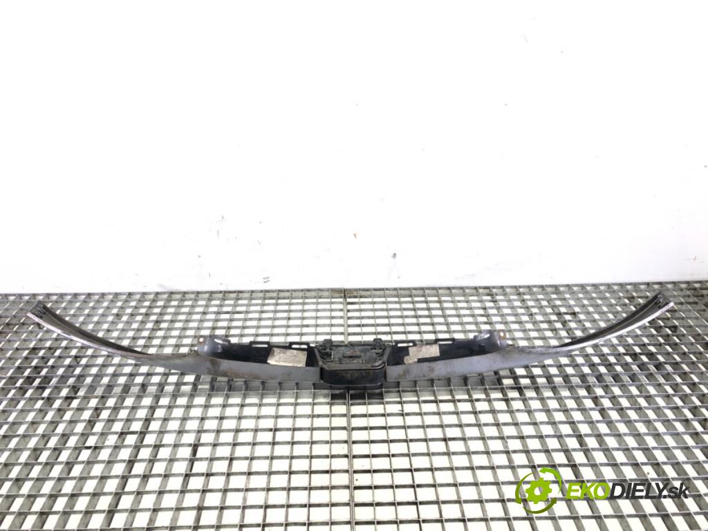 PEUGEOT 206 liftback (2A/C) 1998 - 2012    1.4 i 55 kW [75 KM] benzyna 1998 - 2012  mřížka maska  (Mřížky (masky) chladičů)