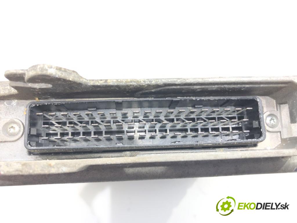 PEUGEOT 206 liftback (2A/C) 1998 - 2012    1.4 i 55 kW [75 KM] benzyna 1998 - 2012  riadiaca jednotka Motor 9639907880 (Riadiace jednotky)