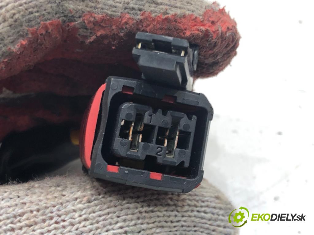 PEUGEOT 206 liftback (2A/C) 1998 - 2012    1.4 i 55 kW [75 KM] benzyna 1998 - 2012  spinačka  (Spínacie skrinky a kľúče)