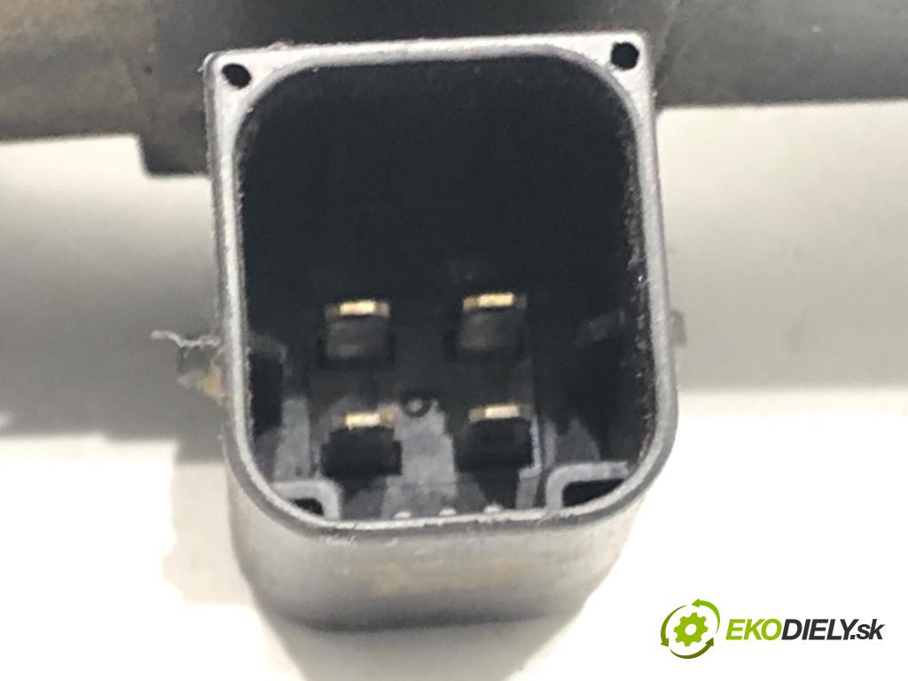 PEUGEOT 206 liftback (2A/C) 1998 - 2012    1.4 i 55 kW [75 KM] benzyna 1998 - 2012  Cievka zapaľovacia  (Zapaľovacie cievky, moduly)