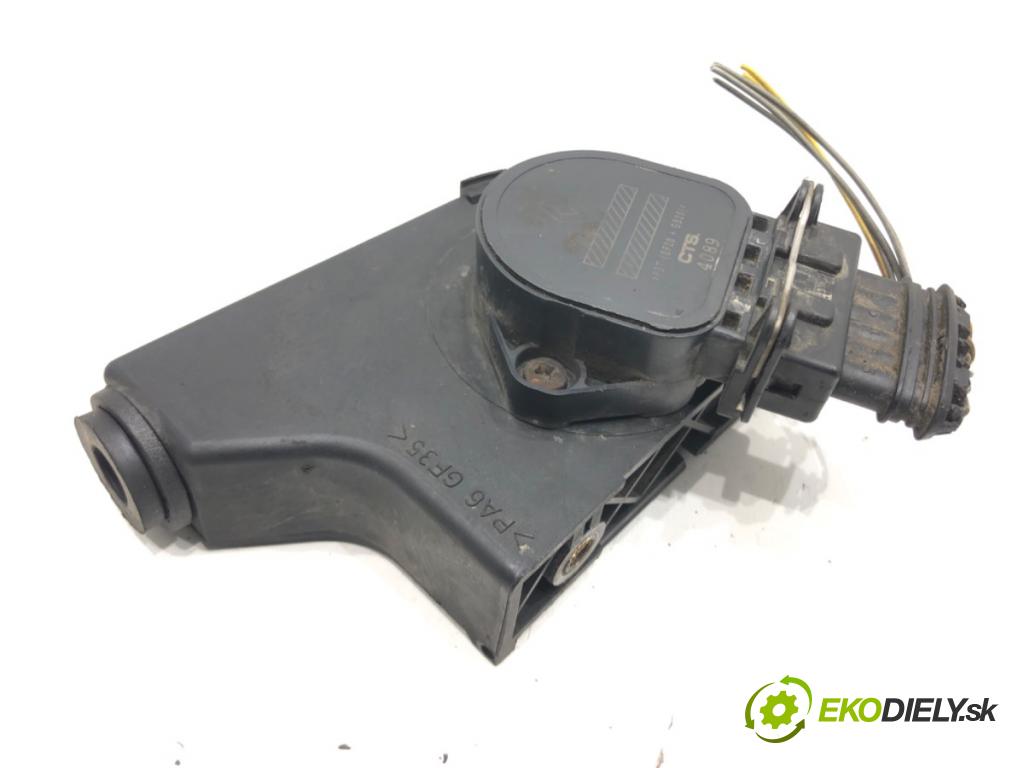 RENAULT SCÉNIC I nadwozie wielkoprzestrzenne (MPV) (JA0/1_, FA0_) 1999 - 2010    1.9 dTi (JA1U) 59 kW [80 KM] olej napędowy 2001 - 2003  Potenciometer plynu  (Pedále)