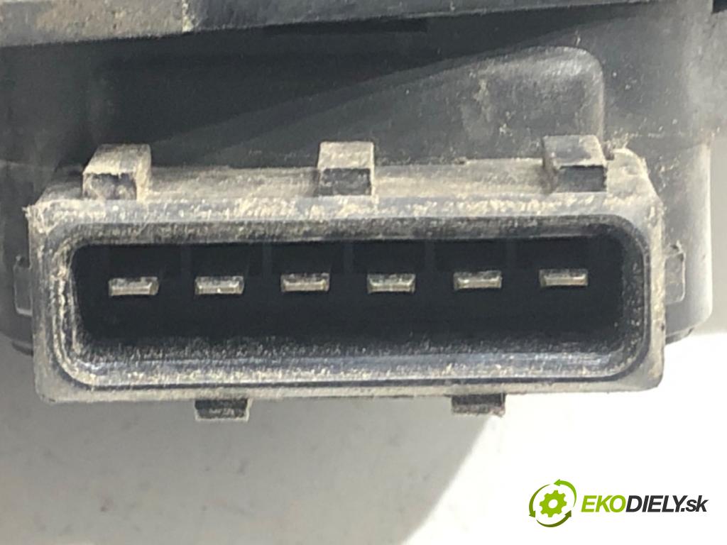 RENAULT SCÉNIC I nadwozie wielkoprzestrzenne (MPV) (JA0/1_, FA0_) 1999 - 2010    1.9 dTi (JA1U) 59 kW [80 KM] olej napędowy 2001 - 2003  Potenciometer plynu  (Pedále)