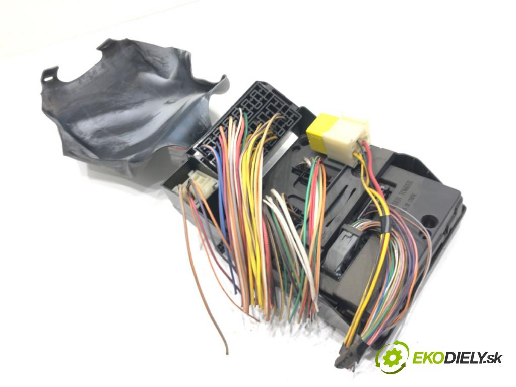 RENAULT SCÉNIC I nadwozie wielkoprzestrzenne (MPV) (JA0/1_, FA0_) 1999 - 2010    1.9 dTi (JA1U) 59 kW [80 KM] olej napędowy 2001 - 2003  modul BSI 8200029342B (Pojistkové skříňky)