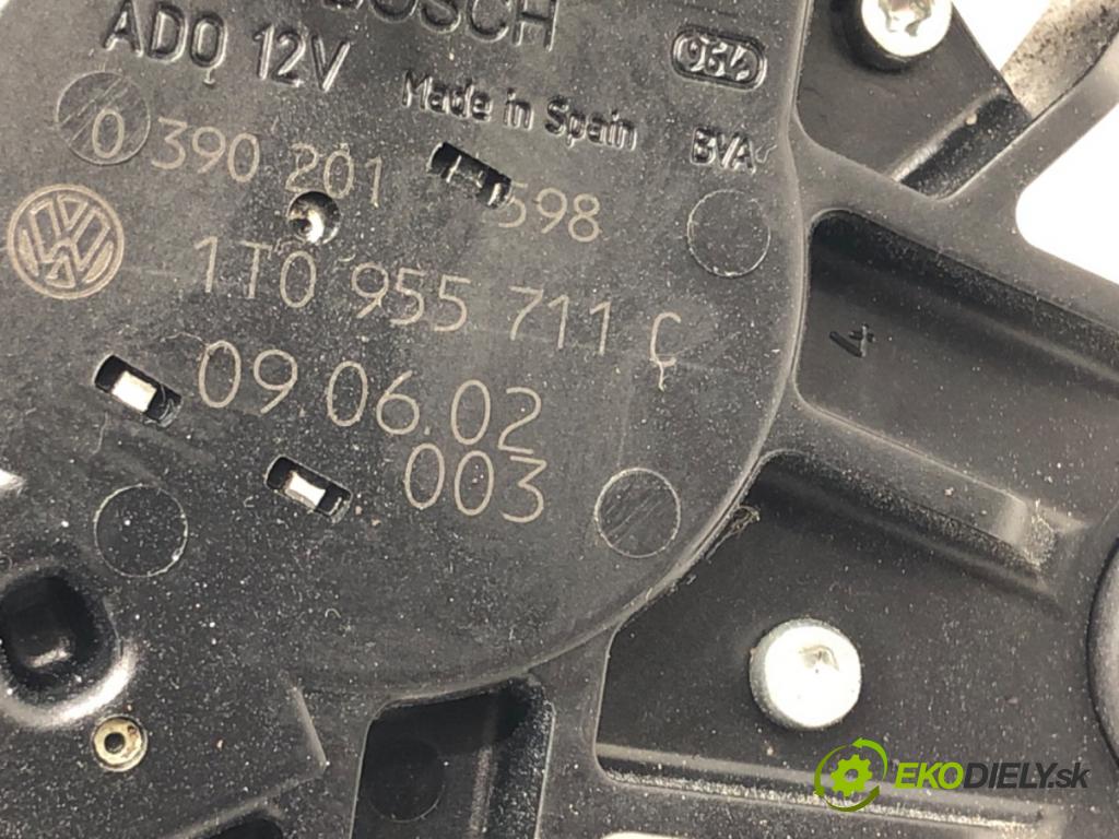 VW TOURAN (1T1, 1T2) 2003 - 2010    1.9 TDI 77 kW [105 KM] olej napędowy 2003 - 2010  motor stěračů zadní část 1T0955711C