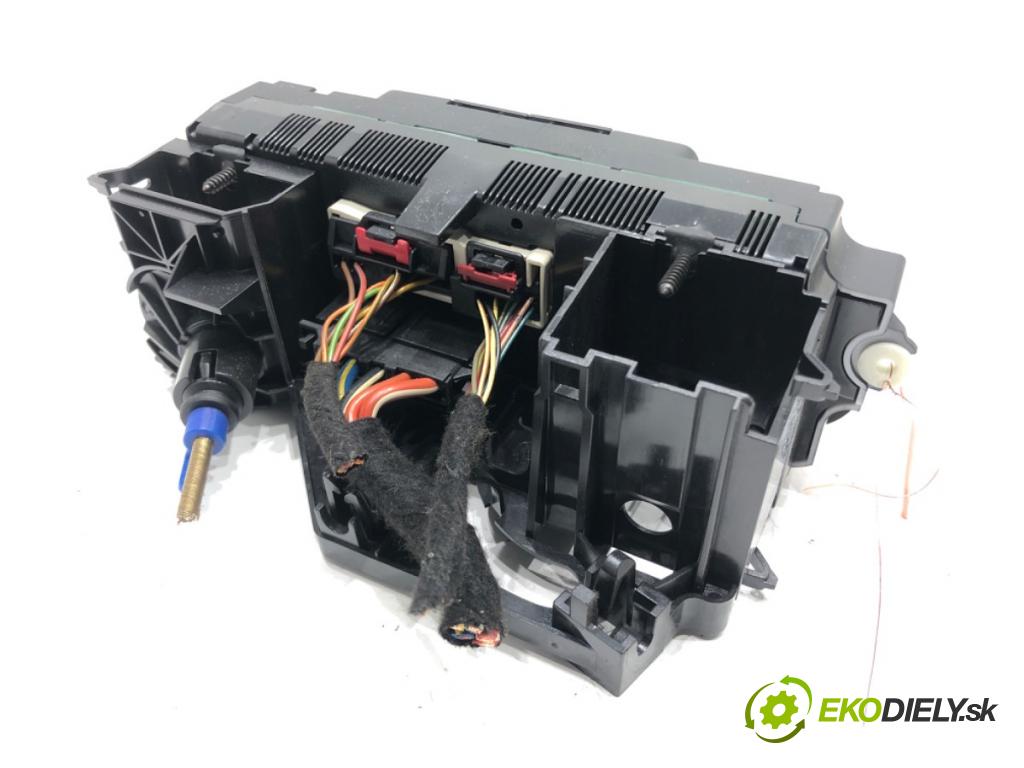 VW TOURAN (1T1, 1T2) 2003 - 2010    1.9 TDI 77 kW [105 KM] olej napędowy 2003 - 2010  Panel ovládania kúrenia  (Prepínače, spínače, tlačidlá a ovládače kúrenia)