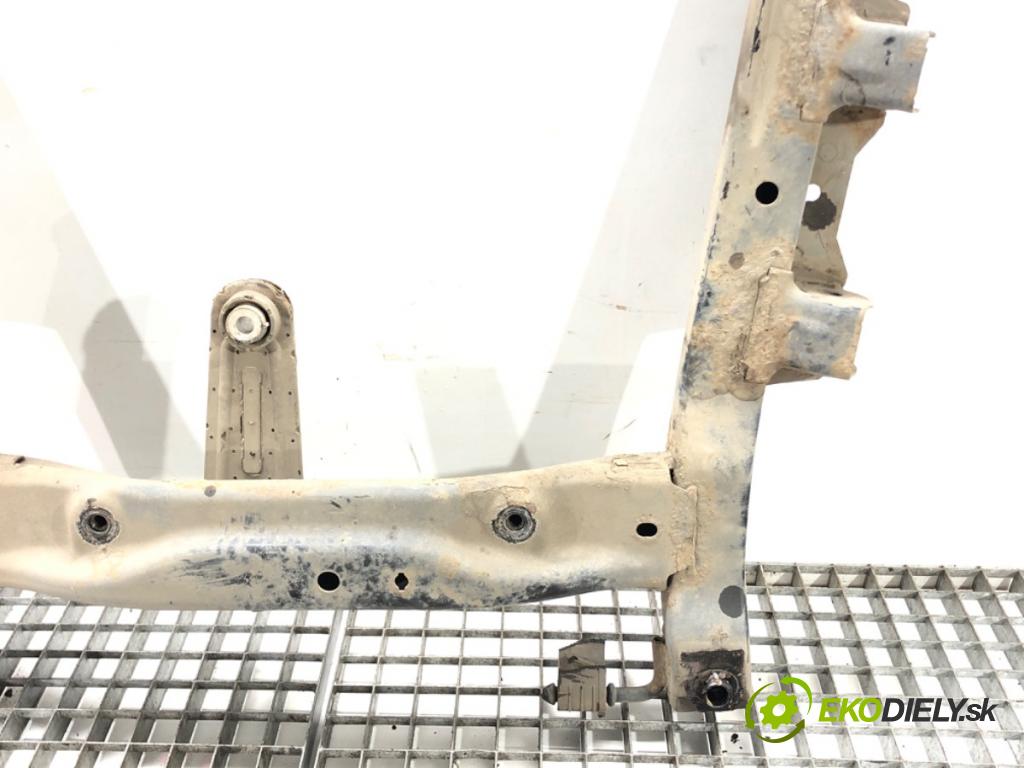 DACIA SANDERO 2008 - 2022    1.4 (B30C, BS0C, BS0A, BS0G, BS1F, BS0E) 55 kW [75 KM] benzyna 2008 - 2022  výztuha pod motor  (Výztuhy přední)