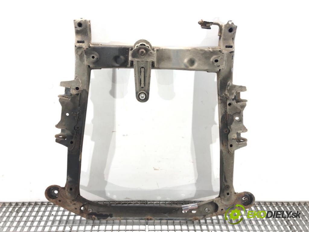 DACIA SANDERO 2008 - 2022    1.4 (B30C, BS0C, BS0A, BS0G, BS1F, BS0E) 55 kW [75 KM] benzyna 2008 - 2022  výztuha pod motor  (Výztuhy přední)