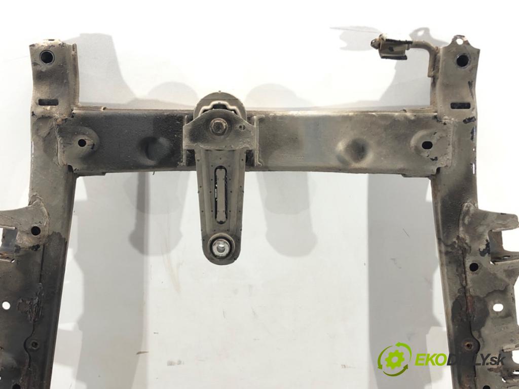 DACIA SANDERO 2008 - 2022    1.4 (B30C, BS0C, BS0A, BS0G, BS1F, BS0E) 55 kW [75 KM] benzyna 2008 - 2022  výztuha pod motor  (Výztuhy přední)