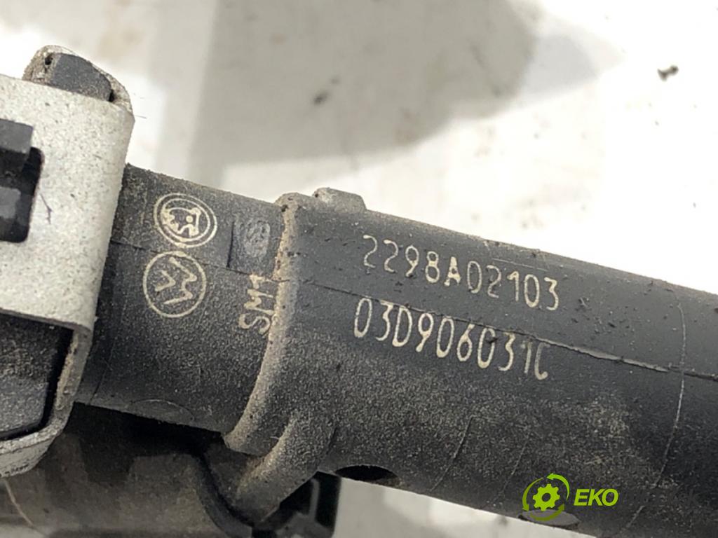 SKODA FABIA I (6Y2) 1999 - 2008    1.2 40 kW [54 KM] benzyna 2001 - 2007  Lišta vstrekovacia 03D906031C (Vstrekovacie lišty)